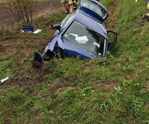 Pijany 19-latek rozbił golfa o betonowy przepust. Na pokładzie miał dwoje innych nastolatków