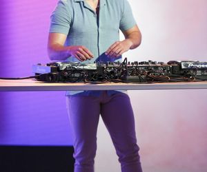Syn Justyny Steczkowskiej się wygadał. Taką szefową jest piosenkarka 