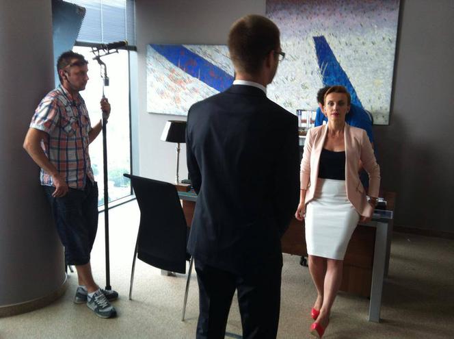 Przyjaciółki 4 sezon. Katarzyna Zielińska zastąpi Zuzę w pracy. Przyszła mama zrezygnuje z kariery