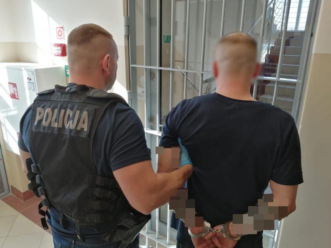 Nieudana próba kradzieży: złodzieje uciekając zostawili buty! [GALERIA, WIDEO]