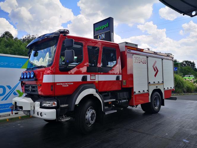  Nowe pojazdy dla strażaków ochotników z powiatu kaliskiego 