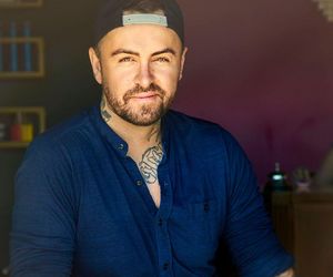 Fryzjer gwiazd poważnie chory. Łukasz Urbański w poruszającym wpisie wyjawił, że ma guza mózgu