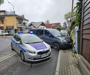  Ponad 3 promile i rajd po centrum Zakopanego. Zakończył jazdę na ścianie budynku