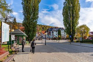 Leczyli się tu królowie i legendy muzyki. Dolnośląska perła zachwyca nawet dziś