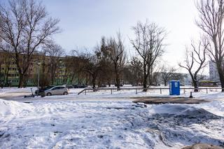 Wystawiona na sprzedaż miejska działka przy metrze Młociny