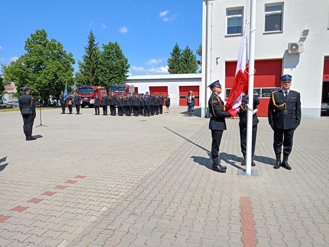 Akty nadania wyższych stopni służbowych odebrało w tym roku 21 strażaków z Komendy Miejskiej PSP w Siedlcach