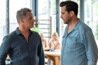 Barwy szczęścia odc. 3125. Lekarz Karol Czubak (Jan Wieczorkowski), Damian (Michał Lesień-Głowacki)