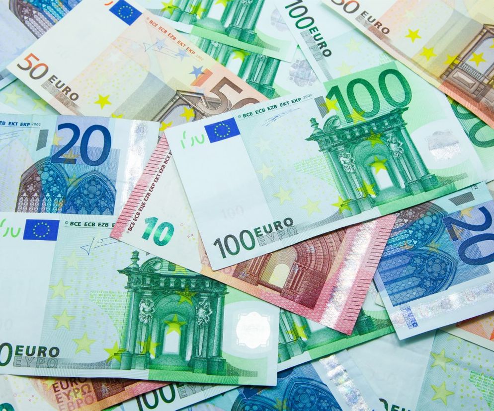 pieniadze euro banknoty