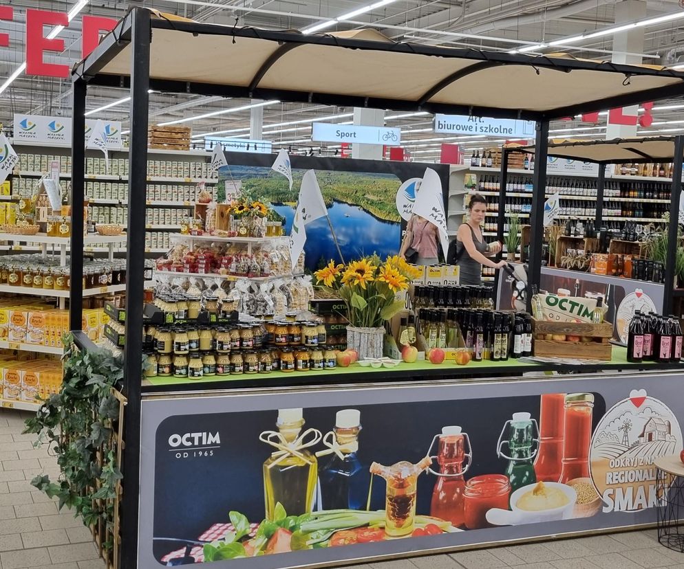 Auchan sprzedaje 8 centrów handlowych w Polsce. Przejmuje je spółka z Luksemburga