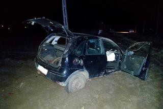 Tragiczny wypadek w Oleśnie. Obok samochodu znajdowały się zwłoki kobiety