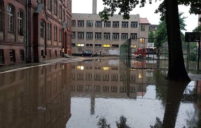 Gorzów: Zalewać wciąż może, ale woda ma spływać szybciej