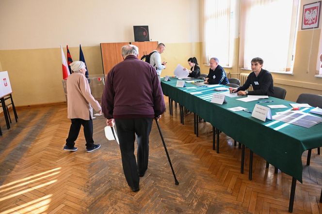 Wybory prezydenckie 2025. Tak głosują Polacy