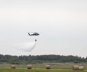 Pożar Biebrzańskiego Parku Narodowego opanowany! Nocny dozór pogorzeliska [ZDJĘCIA]