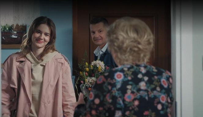 M jak miłość odc. 1881. Franka (Dominika Kachlik), Paweł (Rafał Mroczek), Barbara (Teresa Lipowska)