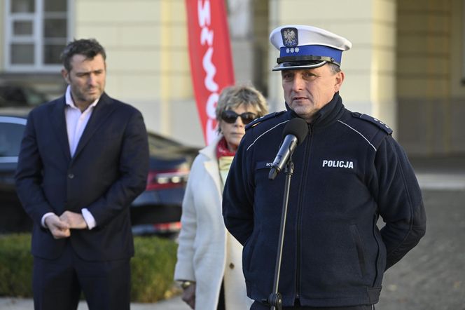 Rośnie liczba wypadków z udziałem hulajnóg. Radni Mazowsza apelują do dzieci i młodzieży: „Noście kaski i odblaski!”