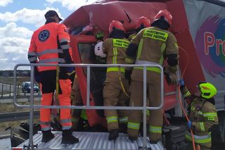 Kolejny koszmar na S8! Zderzenie dwóch tirów, w akcji śmigłowiec LPR. Droga zablokowana