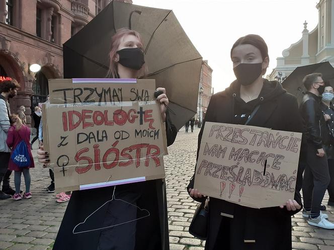 Kolejny "czarny spacer" w Toruniu