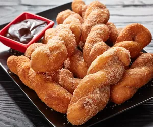 Pączki koreańskie podbijają Polskę. Łatwy przepis na pyszne zawijasy