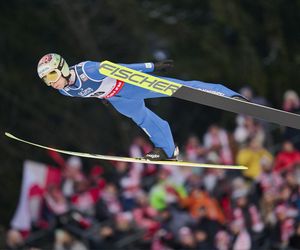 Skoki dzisiaj Titisee-Neustadt RELACJA NA ŻYWO WYNIKI live konkursu indywidualnego skoki na żywo w niedzielę 15.12.2024