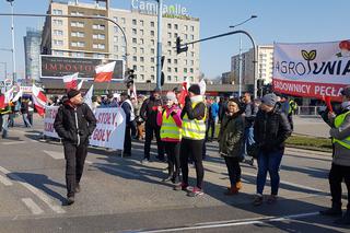 Protest rolników na Placu Zawiszy w Warszawie