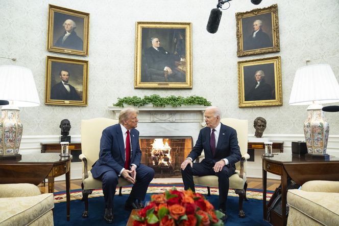 Trump przyjechał do Białego Domu! Plotki o Bidenie szaleją