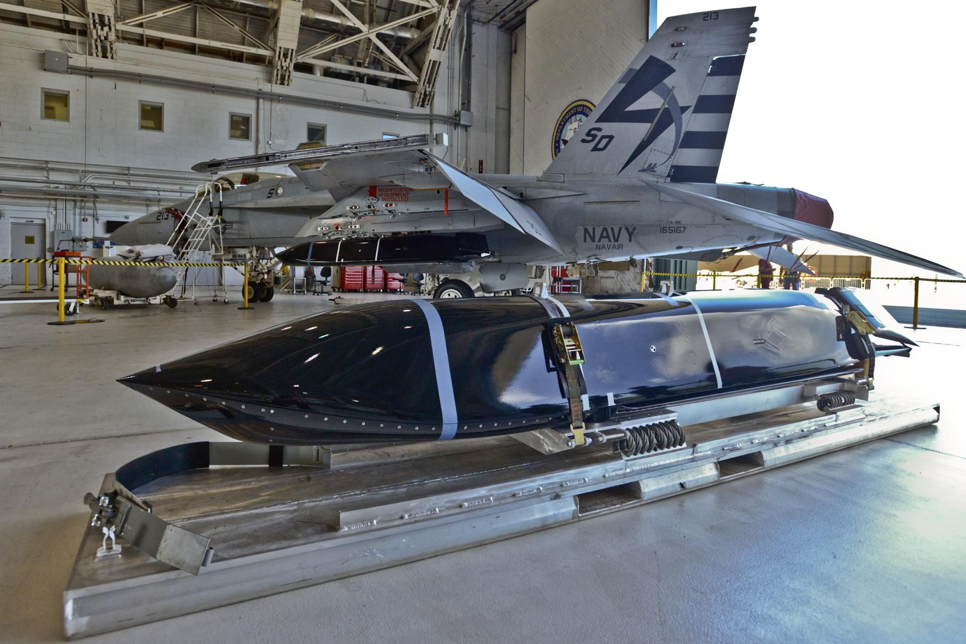 Pocisk przeciwokrętowy AGM-158C Long Range Anti-Ship Missile (LRASM) 