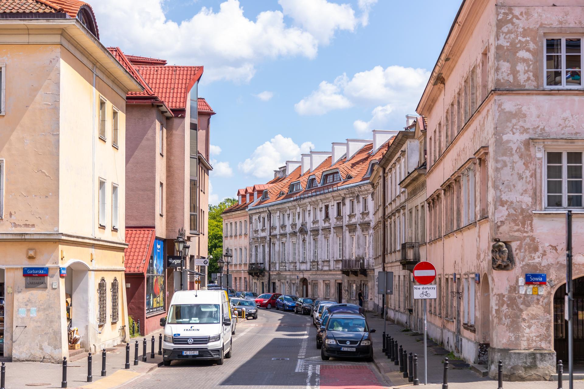 Mariensztat w Warszawie - zdjęcia. Niewykorzystany potencjał w centrum miasta