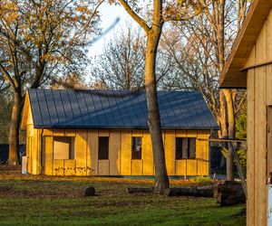 Odbudowa domków fińskich na Polu Mokotowskim
