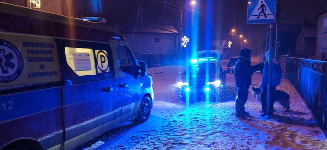 Potrącenie nastolatki na przejściu w Piekarach Śląskich