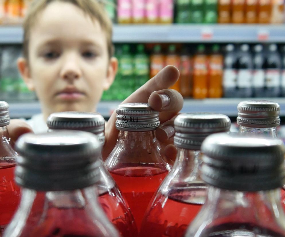 Mogą prowadzić do niższego wzrostu i zaburzać proces dojrzewania. Zwróć uwagę na 4 słodziki