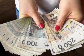 Pieniądze zmarłego bez sądu i notariusza. To może być nawet 180 tys. zł