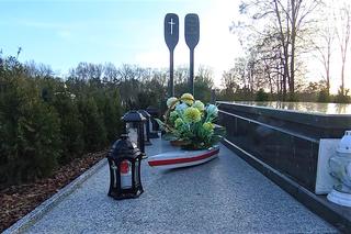 Grób Aleksandra Doby w drugą rocznicę śmierci