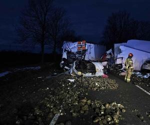 Śmiertelny wypadek pod Malborkiem. Nie żyje dwóch kierowców ciężarówek