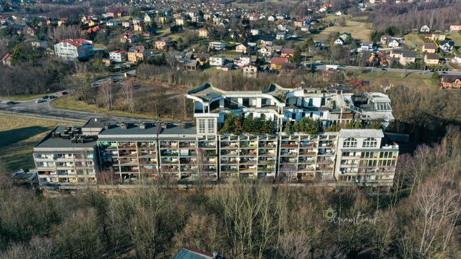 Marzył o domu w amerykańskim stylu, ale coś poszło nie tak. Dziś z tej ruiny śmieją się w całej Polsce