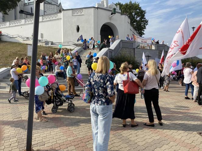 13. Marsz dla Życia i Rodziny zgromadził tłumy na ulicach Białegostoku [ZDJĘCIA]