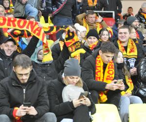 Żółto-czerwono na Suzuki Arenie! Zdjęcia kibiców na meczu Korona Kielce - Jagiellonia Białystok