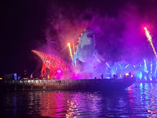 Małopolskie Królewskie Widowisko na Wiśle w ramach 24. Parady Smoków