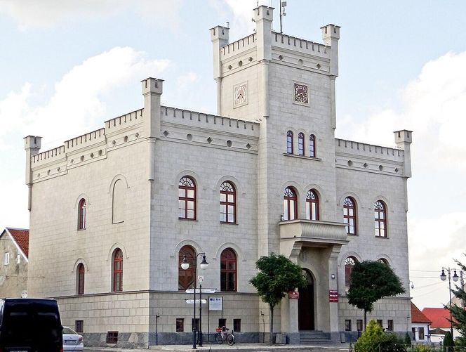   Bajkowy ratusz w Pasymiu. Był wzorowany na niemieckim zamku!