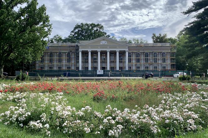 Pałac w Wolsztynie przechodzie generalny remont. Zobacz zdjęcia