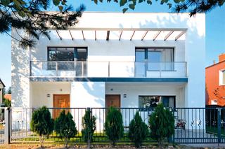 Przebudowa domu kostki i podział na dwa niezależne mieszkania