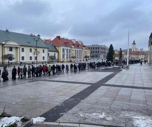 700 paczek z żywnością rozdano potrzebującym mieszkańcom Białegostoku