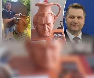 Czarnek pokazał, co zrobił z nagrodą Dzbana roku