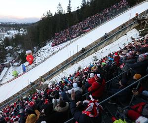 Kibice na Wielkiej Krokwi podczas Pucharu Świata w skokach narciarskich 2023