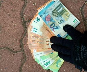 Wdarli się do domu pod Bydgoszczą i zabrali, ile zdołali unieść. Wpadli na polsko-niemieckiej granicy 