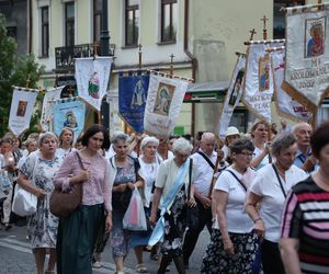 76. rocznica Cudu Lubelskiego. Procesja różańcowa w centrum Lublina