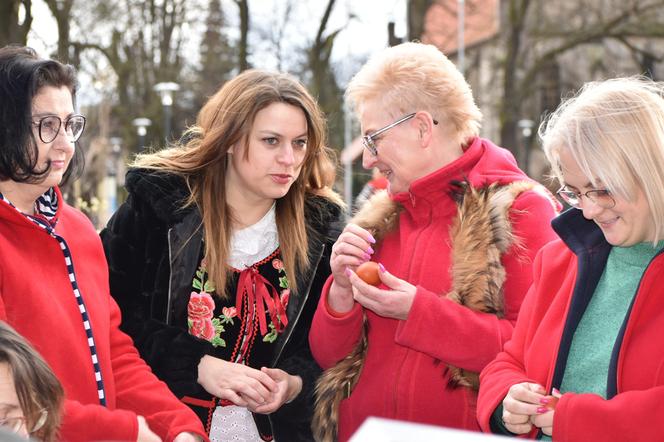 Jarmark Wielkanocny w Końskich. Były piękne palmy, malowanie pisanek i dużo atrakcji