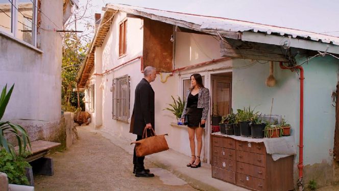 Miłość i nadzieja, odcinek 320. Bulent, Zeynep