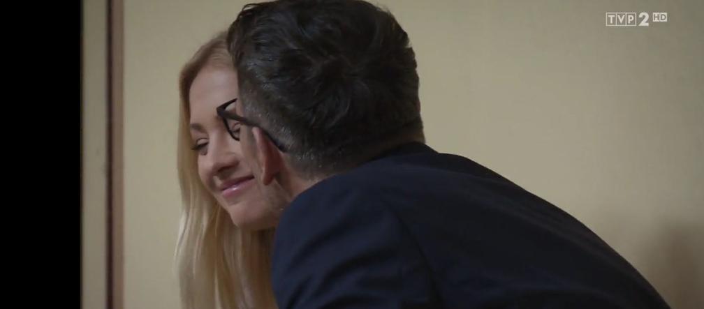 M jak miłość odc. 1415. Joasia (Barbara Kurdej-Szatan), Michał (Paweł Deląg)