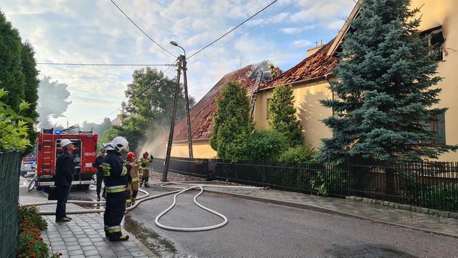 Tragedia w Nowym Stawie! W pożarze plebanii zginął ksiądz