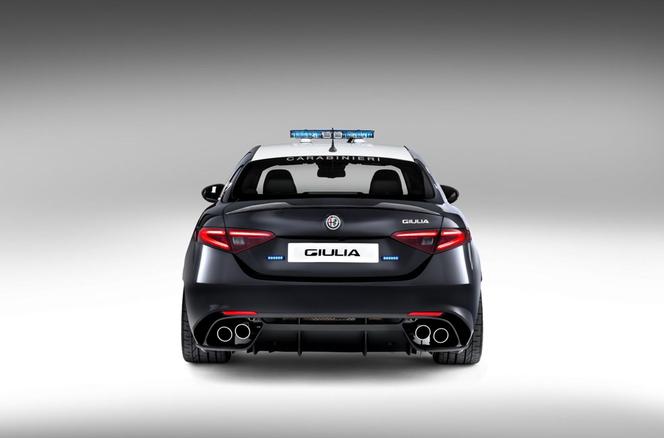 Alfa Romeo Giulia Quadrifoglio Carabinieri